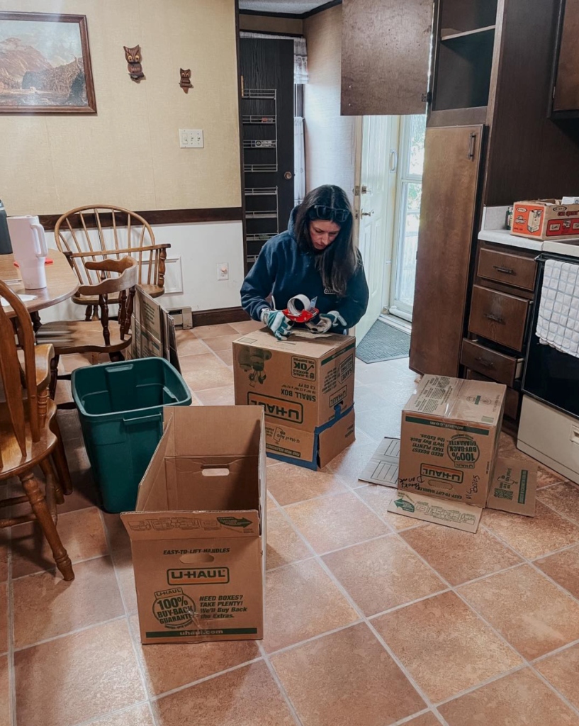 Professionally Packed Moving Boxes
